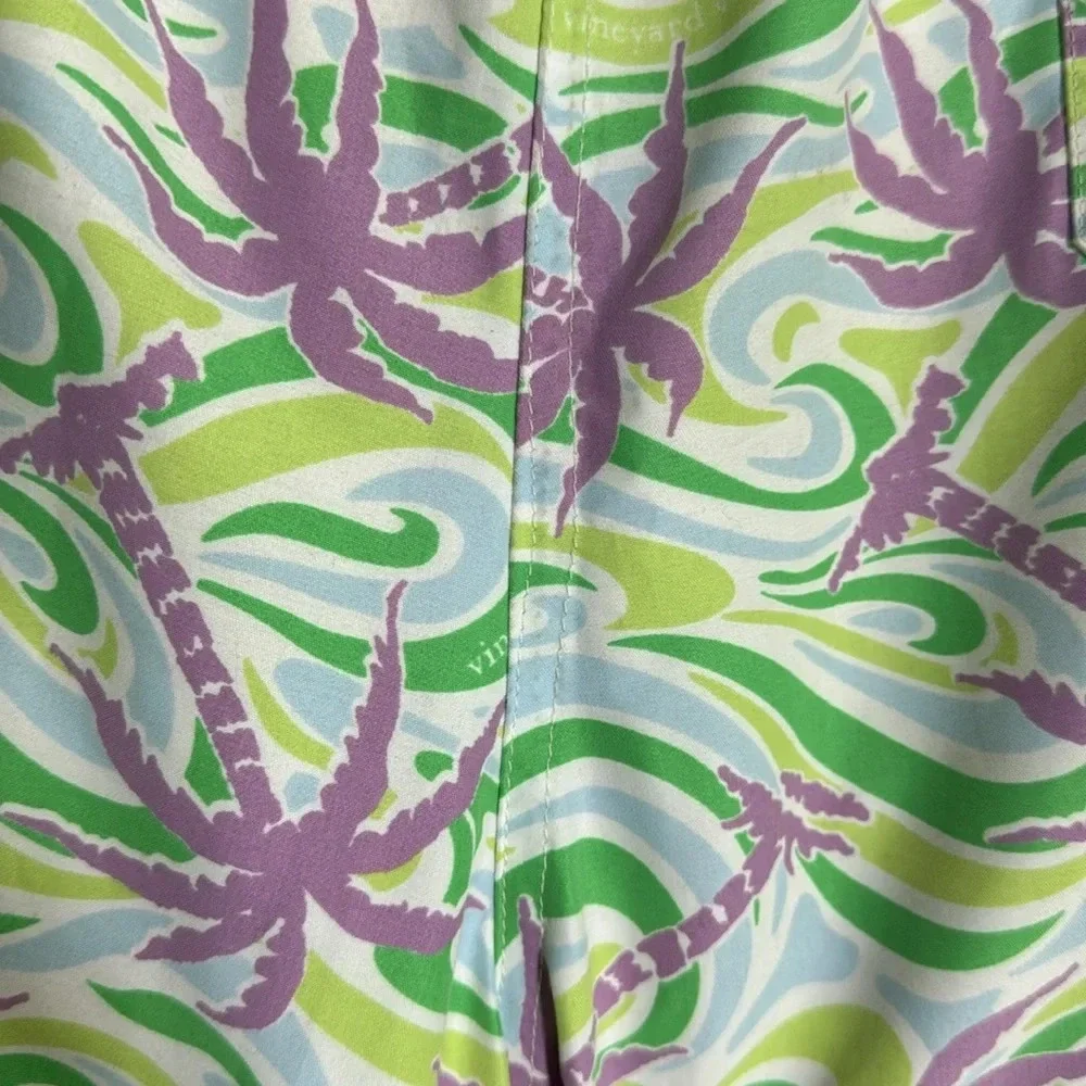 Vineyard Vines Swim Trunks Mens XL Shorts Chappy Purple Green Palm Tree 7”